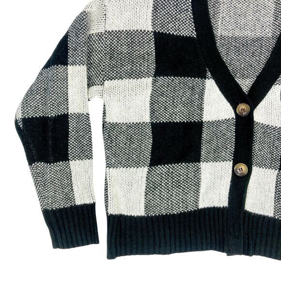 Altar'd State Cardigan Sweater Womens M Black White Checked Classic Chunky Knit - Picture 5 of 16